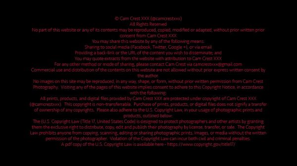 Cam Crest eagerly licks Ditaya’s Pussy (free)