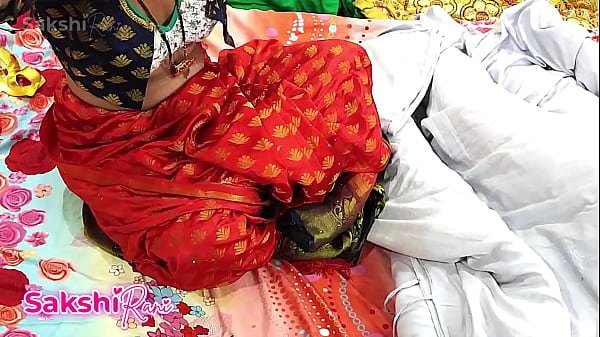 Indian Desi Hot Bhabi Sakshi Ki Chut Ki Garma Garam Chudai, Indian saree sex xxx video hindi dirty talk
