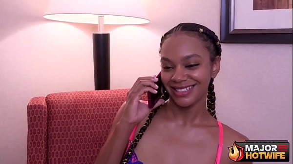 Brunette Cougar Diamond Asteria Sucks And Rides Rome Major’s Cock!