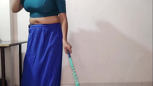 भारतीय कामवाली बाई के साथ साब जी ने छेड़छाड़ की, हॉट देसी नौकरानी XXXX सेक्स मालिक के साथ